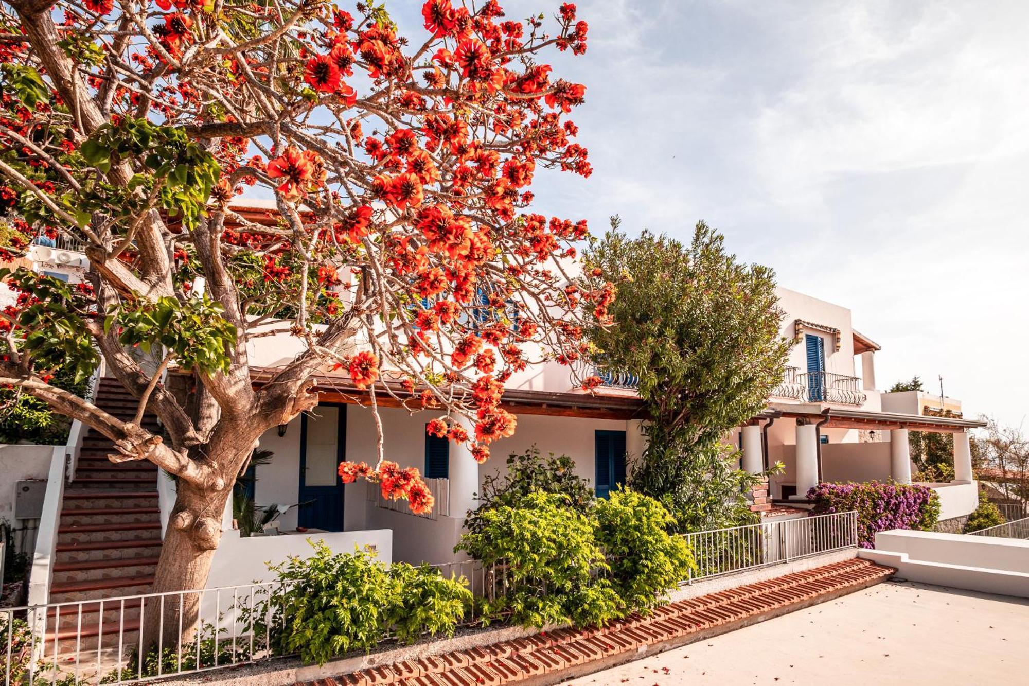 קאנטו Hotel Residence La Villetta מראה חיצוני תמונה